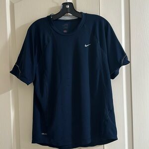 Mens Nike drift short sleeve shirt